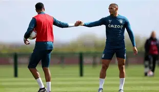 乐动网址- 阿尔卡达格主场逆袭 