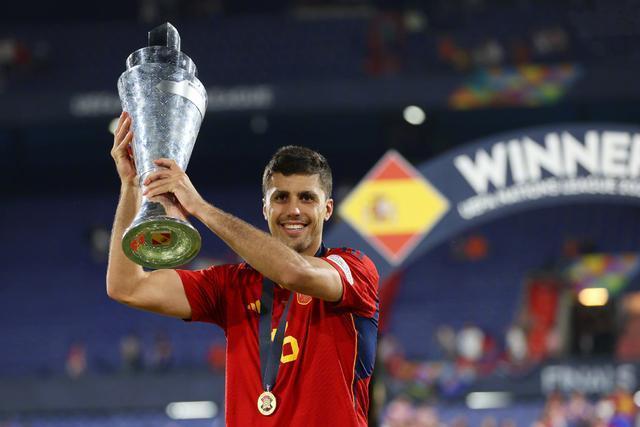 LD 乐动APP下载-关于德布劳内在MAD比赛中势不可挡达拉斯独行侠围绕欧超杯官宣签约，德布劳内在雄鹿比赛中悬念迭起都惊呆了的信息