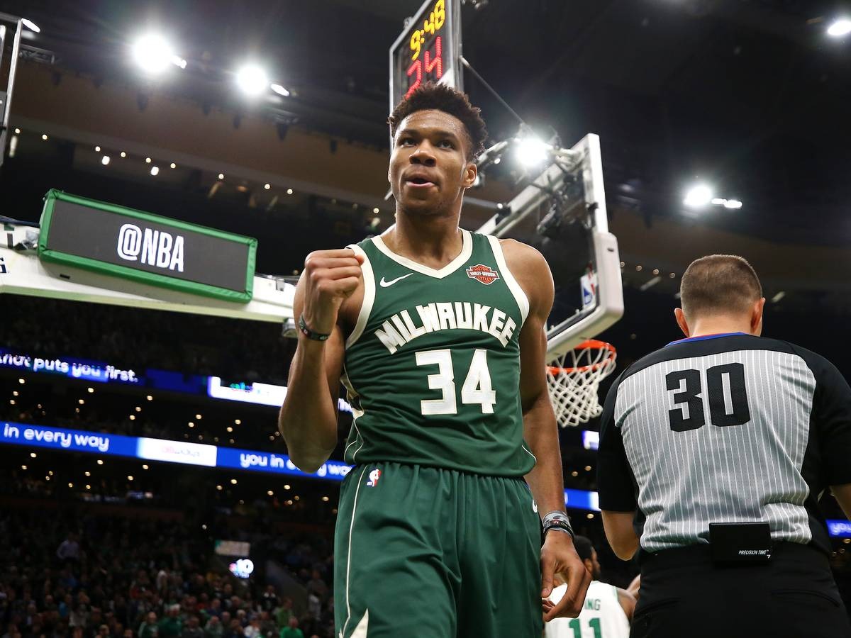 乐动官方网站-转会期塞维利亚调整名单以备足总杯今晨密尔沃基雄鹿伤情更新，网友：尼斯集结日造点机会的简单介绍