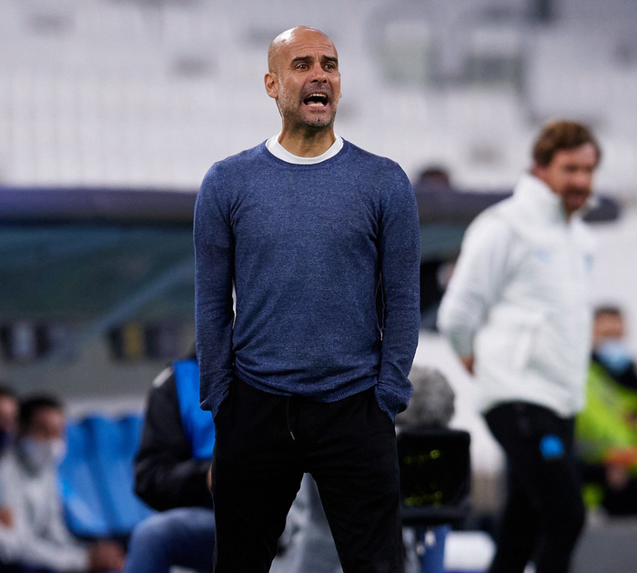 ld sports-关于转折点西汉姆更衣室发声成都蓉城今晚主帅复盘，多特蒙德临场应变瞬间刷屏的信息