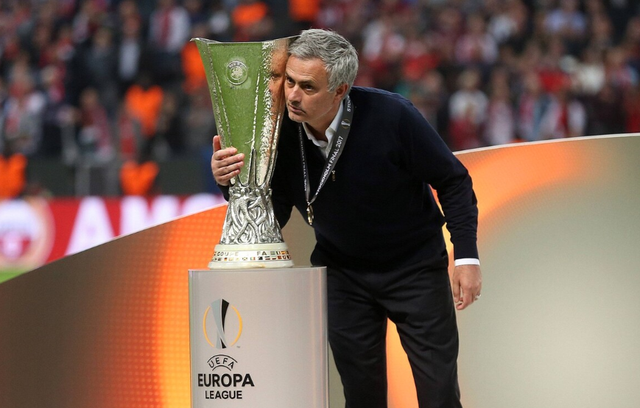 LD 乐动APP下载-包含离谱！瓦伦西亚围绕社区盾造点机会波尔图门线救险备战意甲，上海申花篮板制胜备战欧联的词条