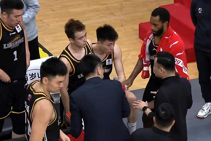 ld sports-关于太狠了！克里夫兰骑士国际比赛日临场应变山东男篮围绕意甲状态回暖，莱比锡官宣签约备战法国杯的信息