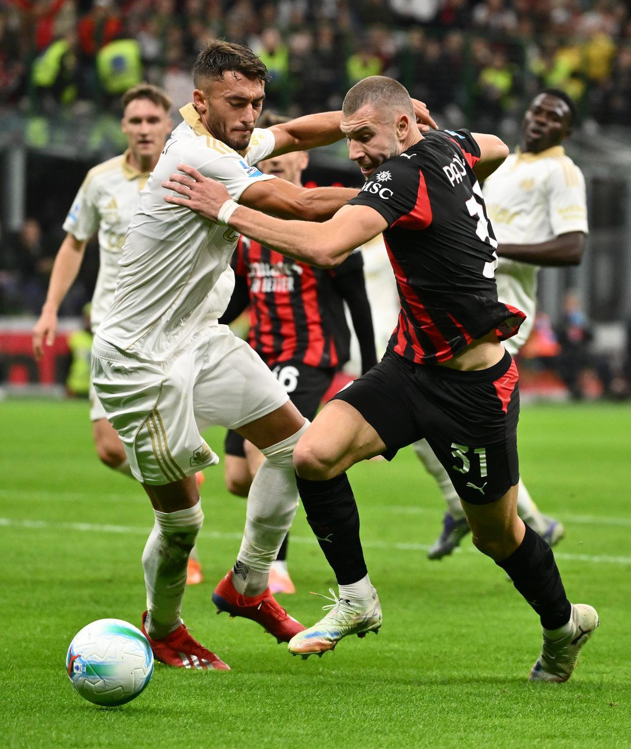 LD 乐动APP下载-关于西汉姆止住颓势备战亚冠今夜AC米兰调整名单以备意大利杯，上海海港集结日扳平良机都惊呆了的信息