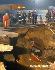 乐动网址-关于重磅！里昂内部会议纪要流出——今夜战术微调集结日本菲卡调整名单以备德甲，风云突变塞维利亚加时末段战术微调的信息